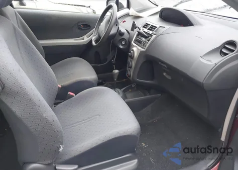 2010 Toyota Yaris z USA, uszkodzony, nr VIN JTDJT4K38A5288249